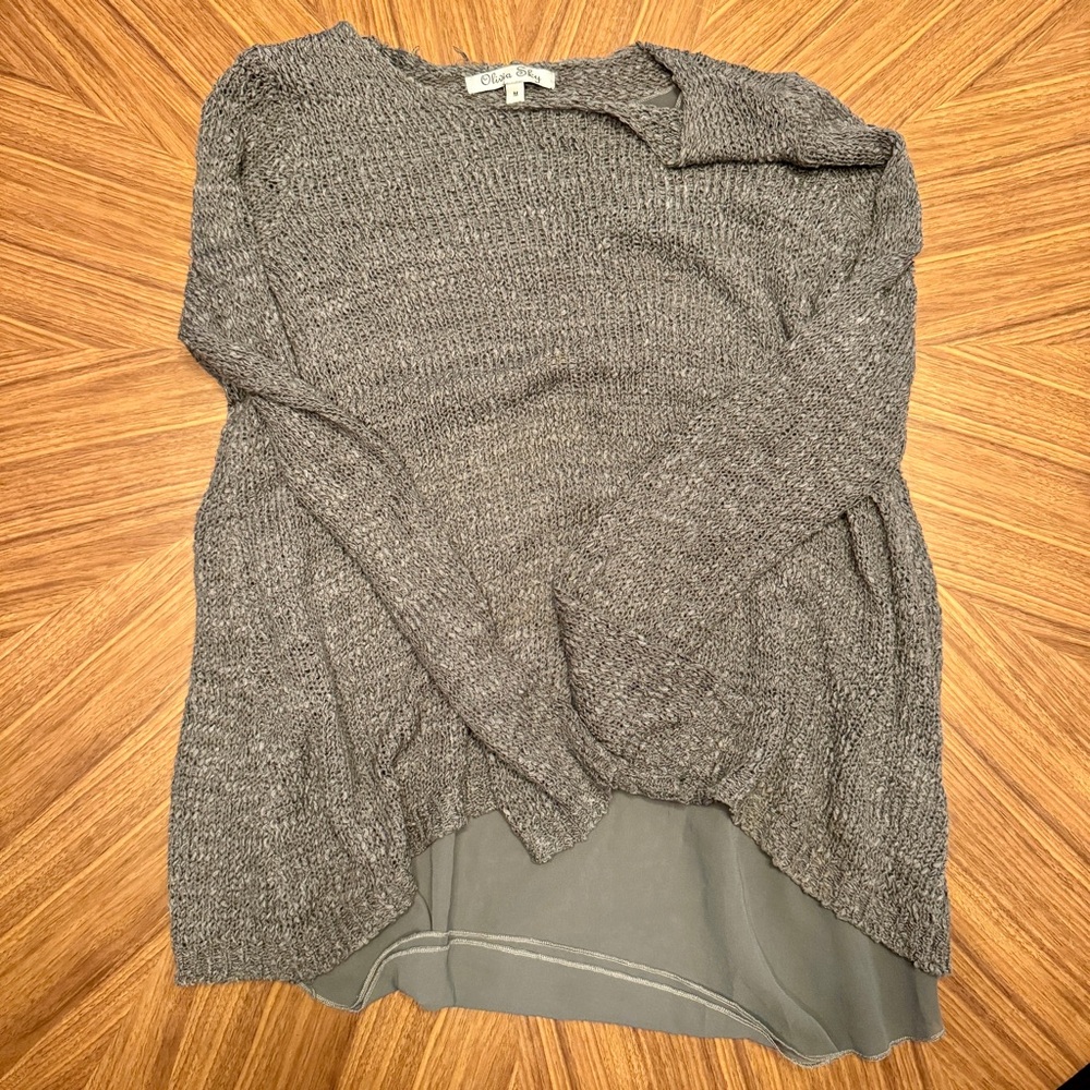 Olivia Sky, dark gray sweater size M